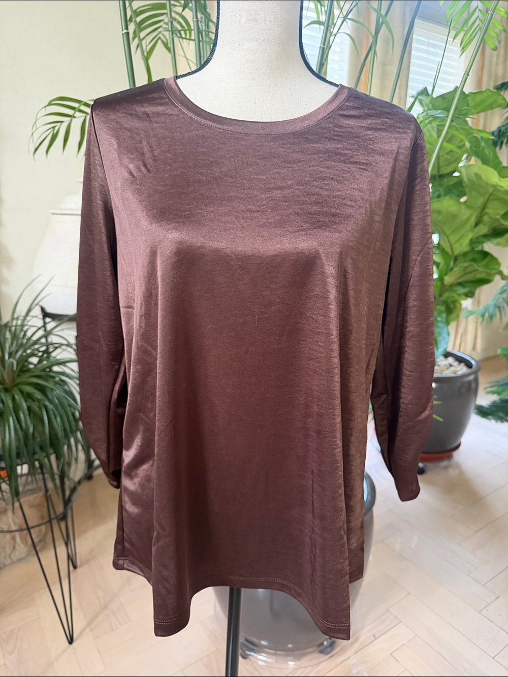 LOGO by Lori Goldstein Shiny Long Sleeve Top in Brown